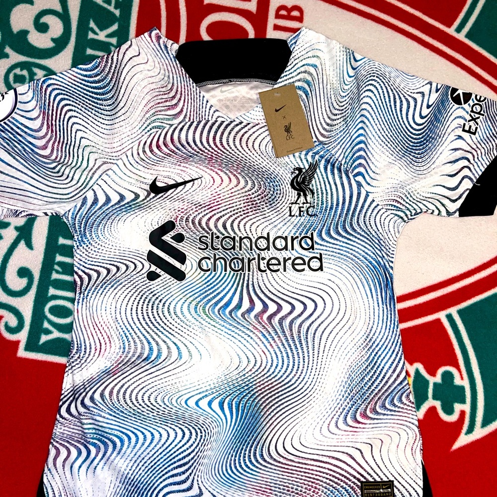 New 22/23 Nike Liverpool Away Kit